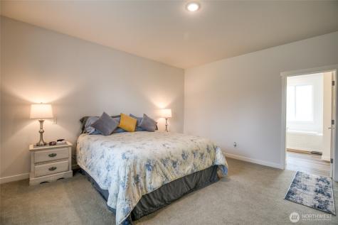 28 Roup Road Montesano WA 98563
