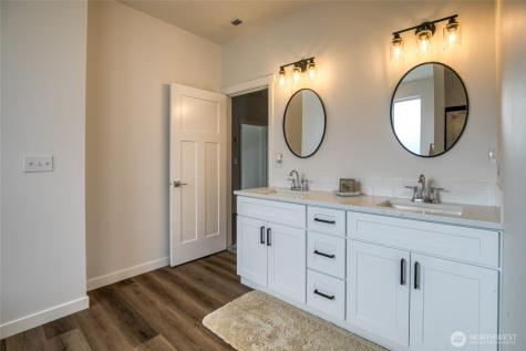 28 Roup Road Montesano WA 98563