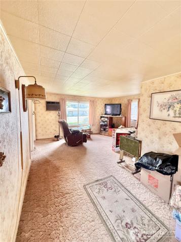 213 Bartlett Avenue E Omak WA 98841