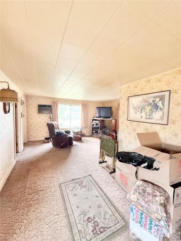 213 Bartlett Avenue E Omak WA 98841