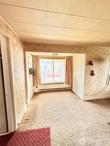 213 Bartlett Avenue E Omak WA 98841