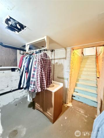 213 Bartlett Avenue E Omak WA 98841