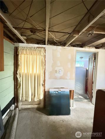 213 Bartlett Avenue E Omak WA 98841