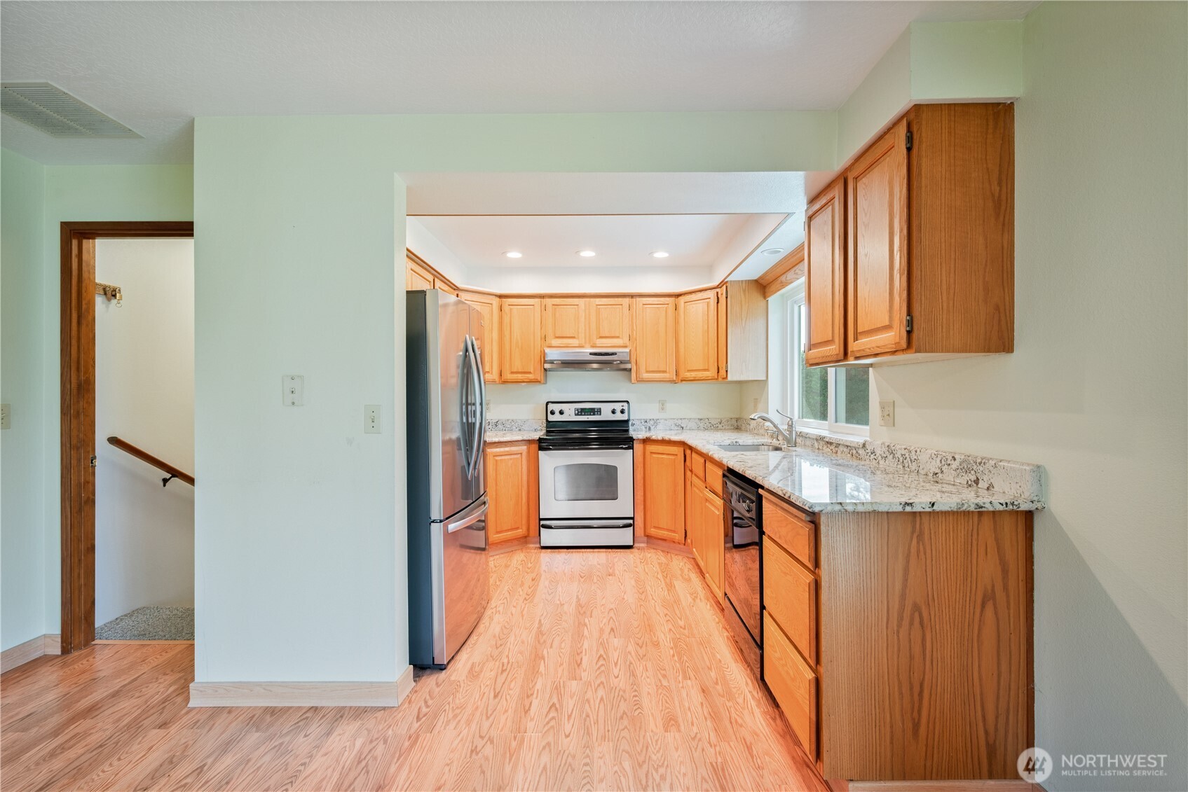 240 St. James Place Longview WA 98632