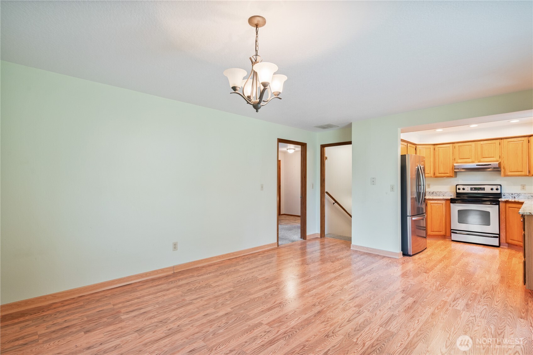 240 St. James Place Longview WA 98632