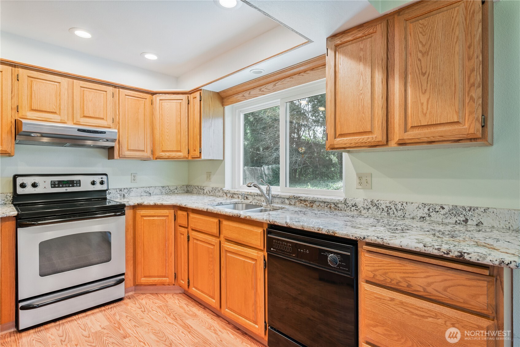 240 St. James Place Longview WA 98632