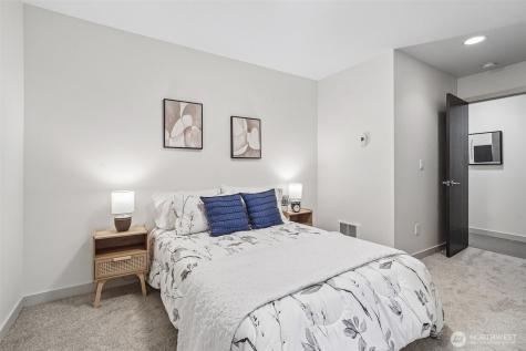 8297 5th Avenue NE Seattle WA 98115