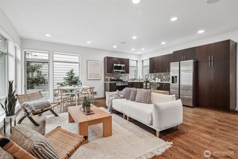 8297 5th Avenue NE Seattle WA 98115