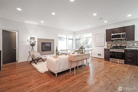 8297 5th Avenue NE Seattle WA 98115