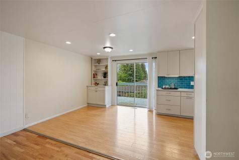 16610 SE 24th Street Bellevue WA 98008