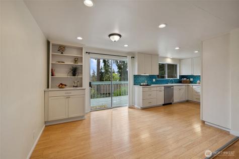 16610 SE 24th Street Bellevue WA 98008