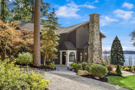 15451 Harvey Road NE Bainbridge Island WA 98110