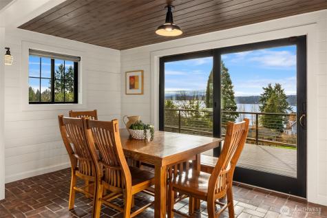 15451 Harvey Road NE Bainbridge Island WA 98110
