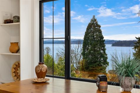 15451 Harvey Road NE Bainbridge Island WA 98110