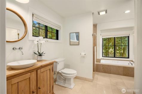 15451 Harvey Road NE Bainbridge Island WA 98110