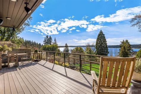 15451 Harvey Road NE Bainbridge Island WA 98110
