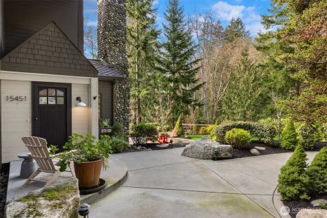 15451 Harvey Road NE Bainbridge Island WA 98110