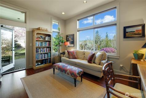 22843 Tranquility Place NE Kingston WA 98346