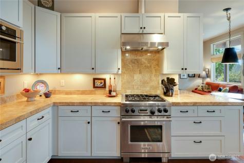 22843 Tranquility Place NE Kingston WA 98346