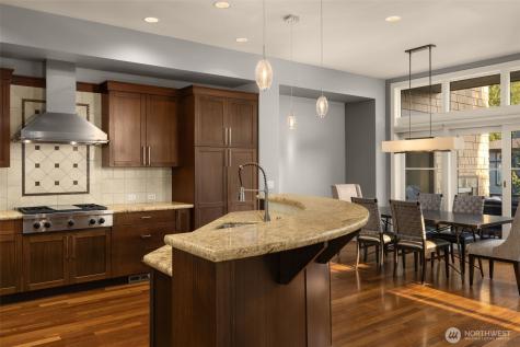 1211 N 42nd Place Renton WA 98056