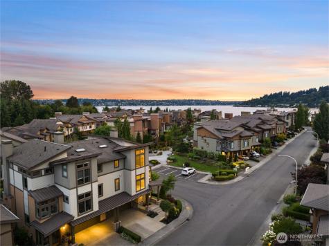 1211 N 42nd Place Renton WA 98056