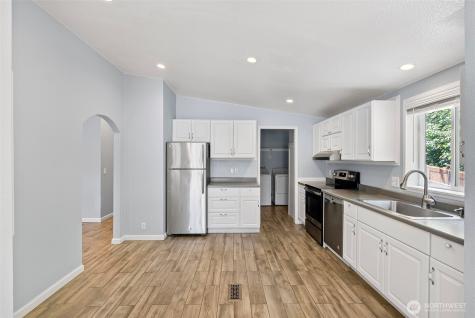 3355 SE Arcadia Road Shelton WA 98584