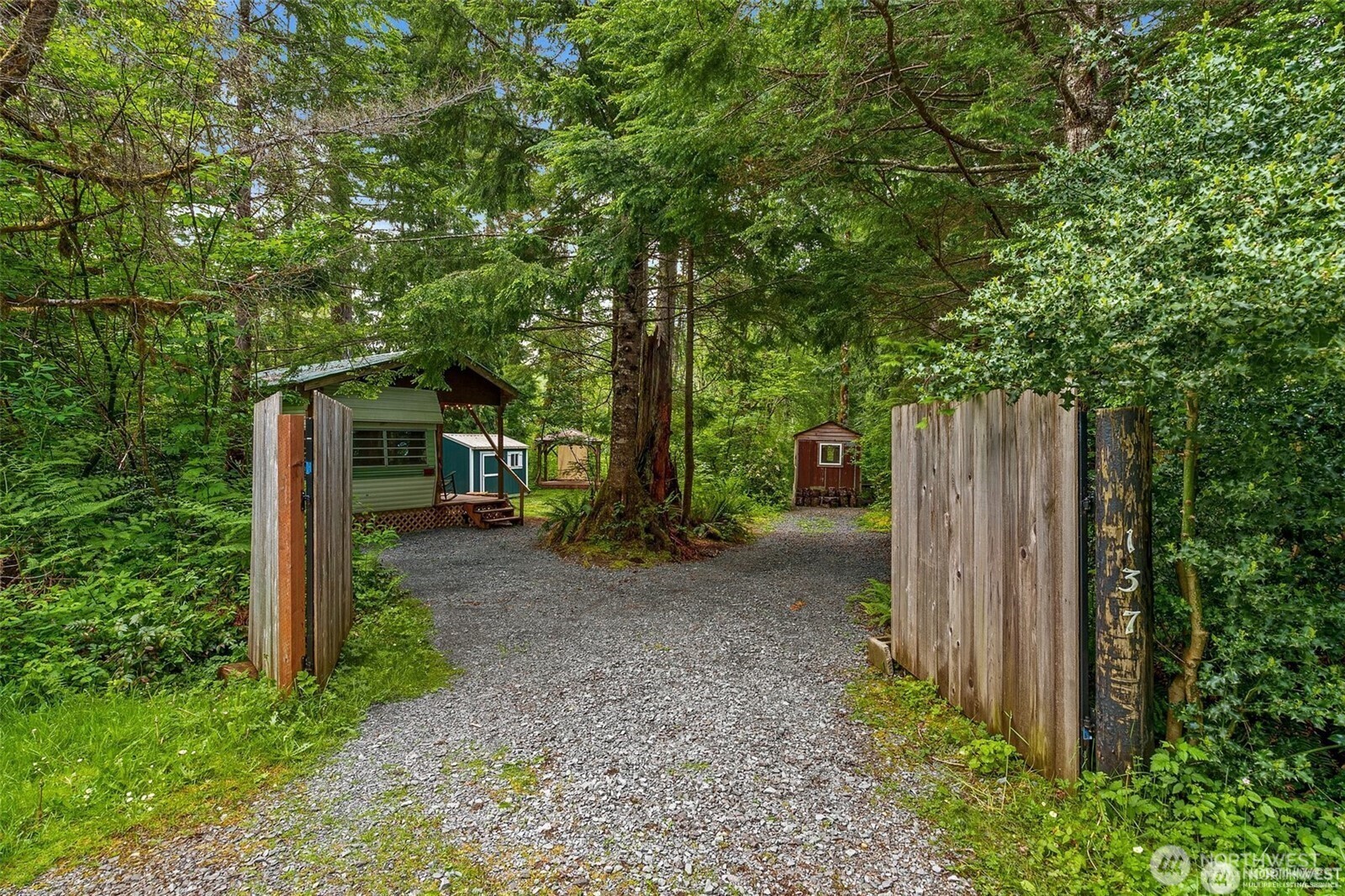 137 Paradise Drive Ashford WA 98304
