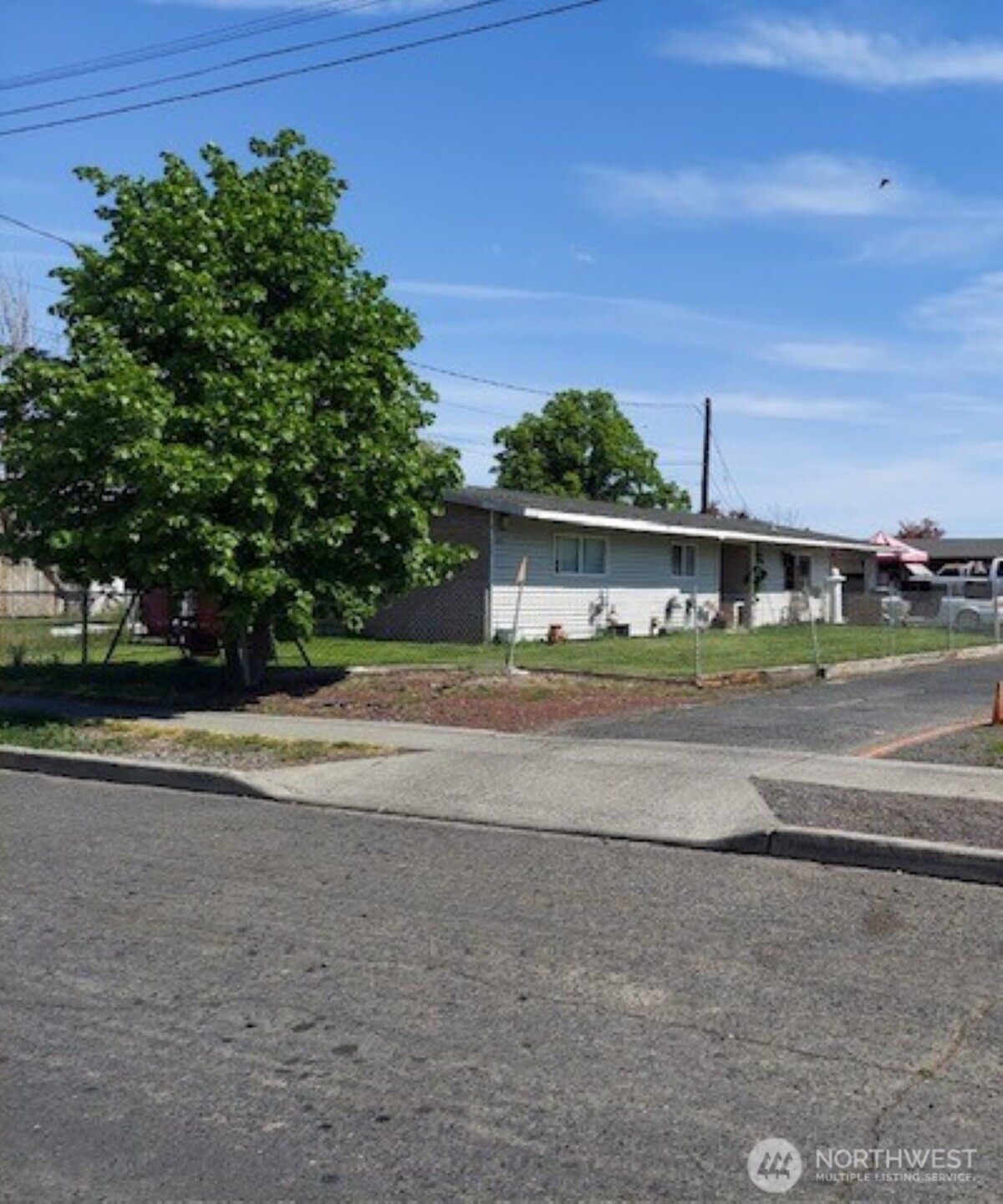 204 March Street Moses Lake WA 98837