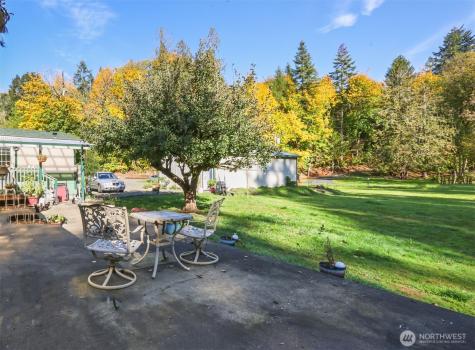 208 W Orchard Street Oakville WA 98568