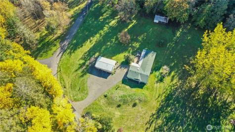 208 W Orchard Street Oakville WA 98568