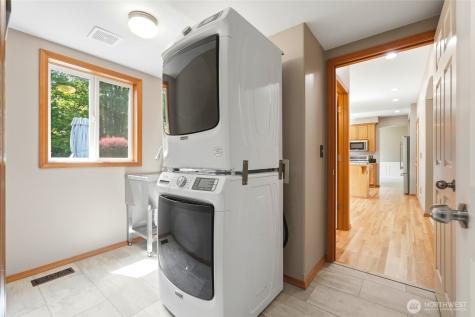 8206 211th Avenue SE Snohomish WA 98290