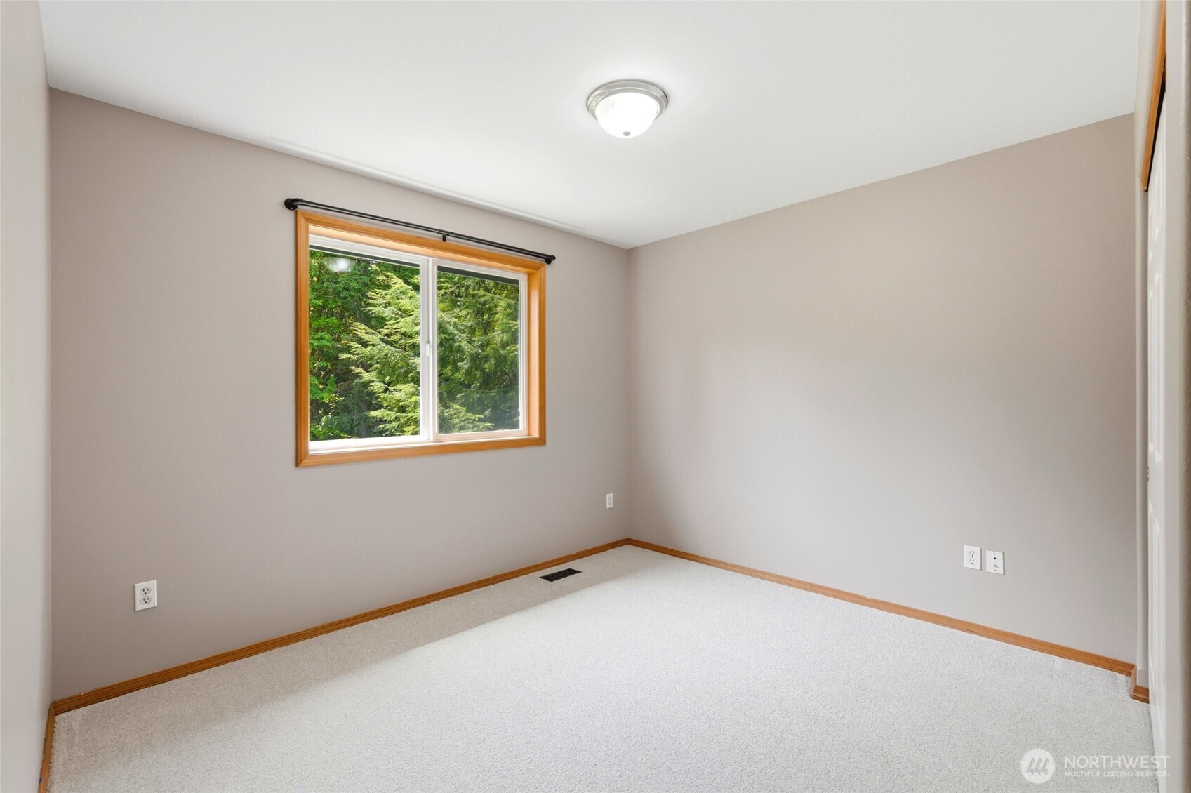 8206 211th Avenue SE Snohomish WA 98290