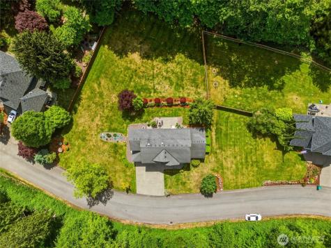8206 211th Avenue SE Snohomish WA 98290
