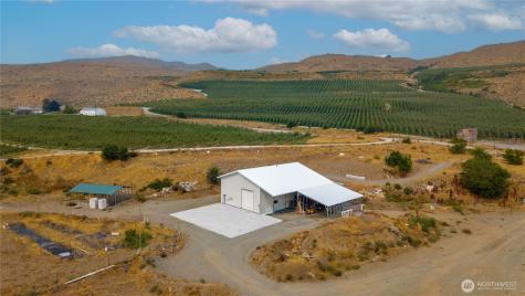 385 Highway 153 Pateros WA 98846