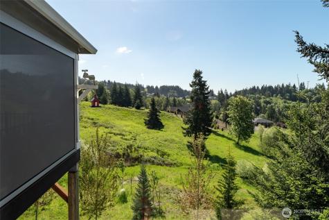 160 Windy River Kalama WA 98625