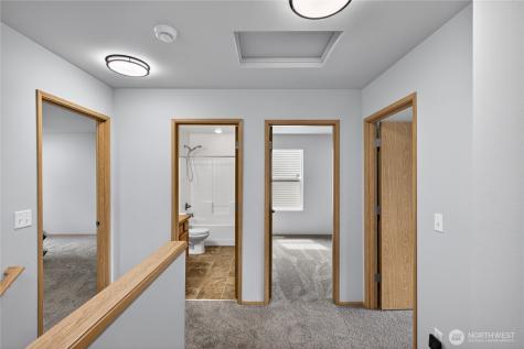 5670 Swift Creek Drive Mount Vernon WA 98273