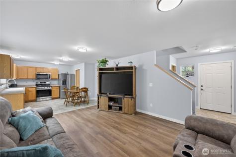 5670 Swift Creek Drive Mount Vernon WA 98273