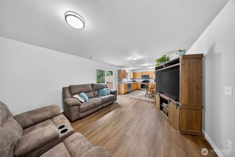 5670 Swift Creek Drive Mount Vernon WA 98273