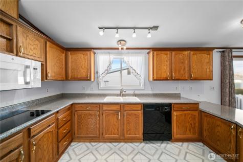 1610 Twin Peaks Drive Wenatchee WA 98801