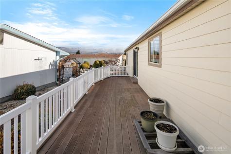 1610 Twin Peaks Drive Wenatchee WA 98801