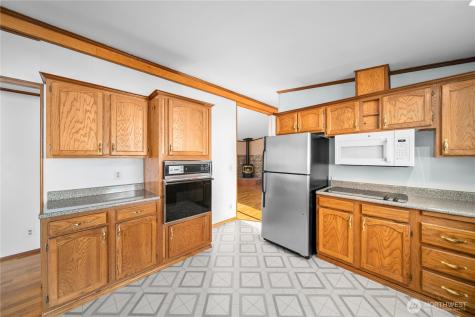 1610 Twin Peaks Drive Wenatchee WA 98801