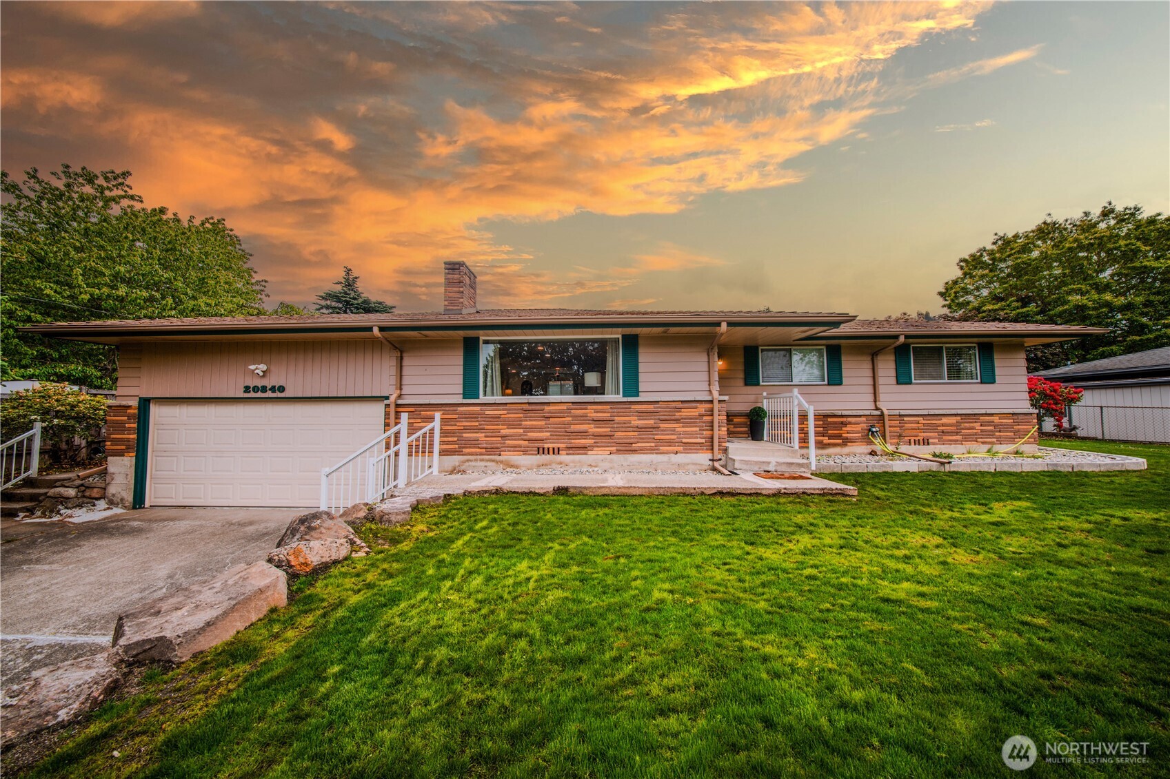 20840 102nd Avenue SE Kent WA 98031