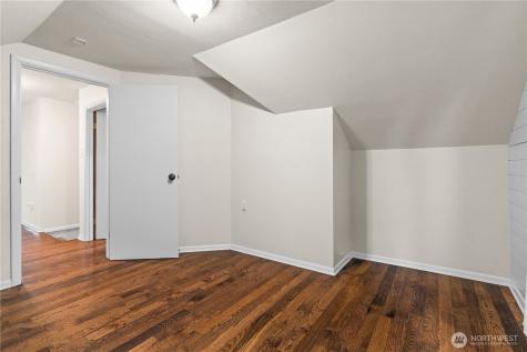 6630 S Warner Street Tacoma WA 98409
