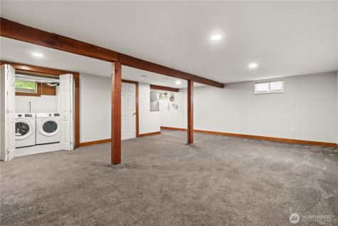 6630 S Warner Street Tacoma WA 98409
