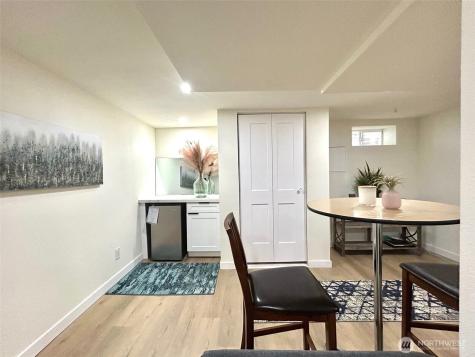 7353 29th Avenue SW Seattle WA 98126