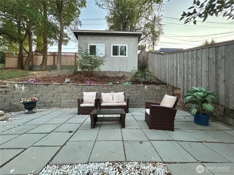 7353 29th Avenue SW Seattle WA 98126