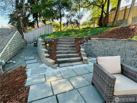7353 29th Avenue SW Seattle WA 98126