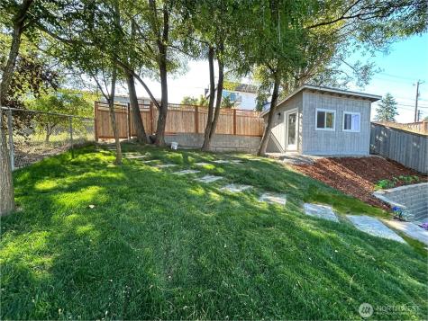 7353 29th Avenue SW Seattle WA 98126