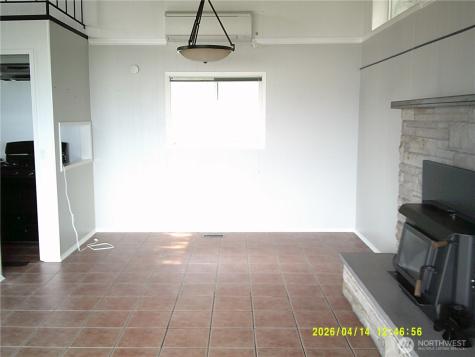 562 Pebble Beach Drive Oak Harbor WA 98239