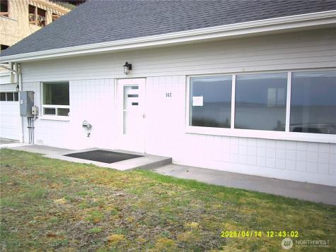 562 Pebble Beach Drive Oak Harbor WA 98239